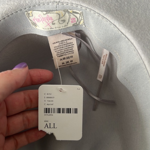 FREE PEOPLE | Women’s Light Blue Hat - Picture 4 of 4